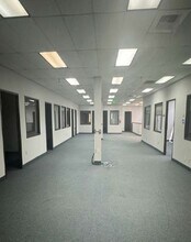 1690 Scenic Ave, Costa Mesa, CA for lease Interior Photo- Image 2 of 4