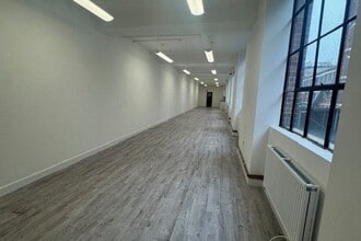 33 Greenwood Pl, London for lease Interior Photo- Image 2 of 4