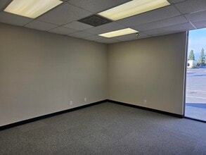 5199 Brooks St, Montclair, CA for lease Interior Photo- Image 2 of 12