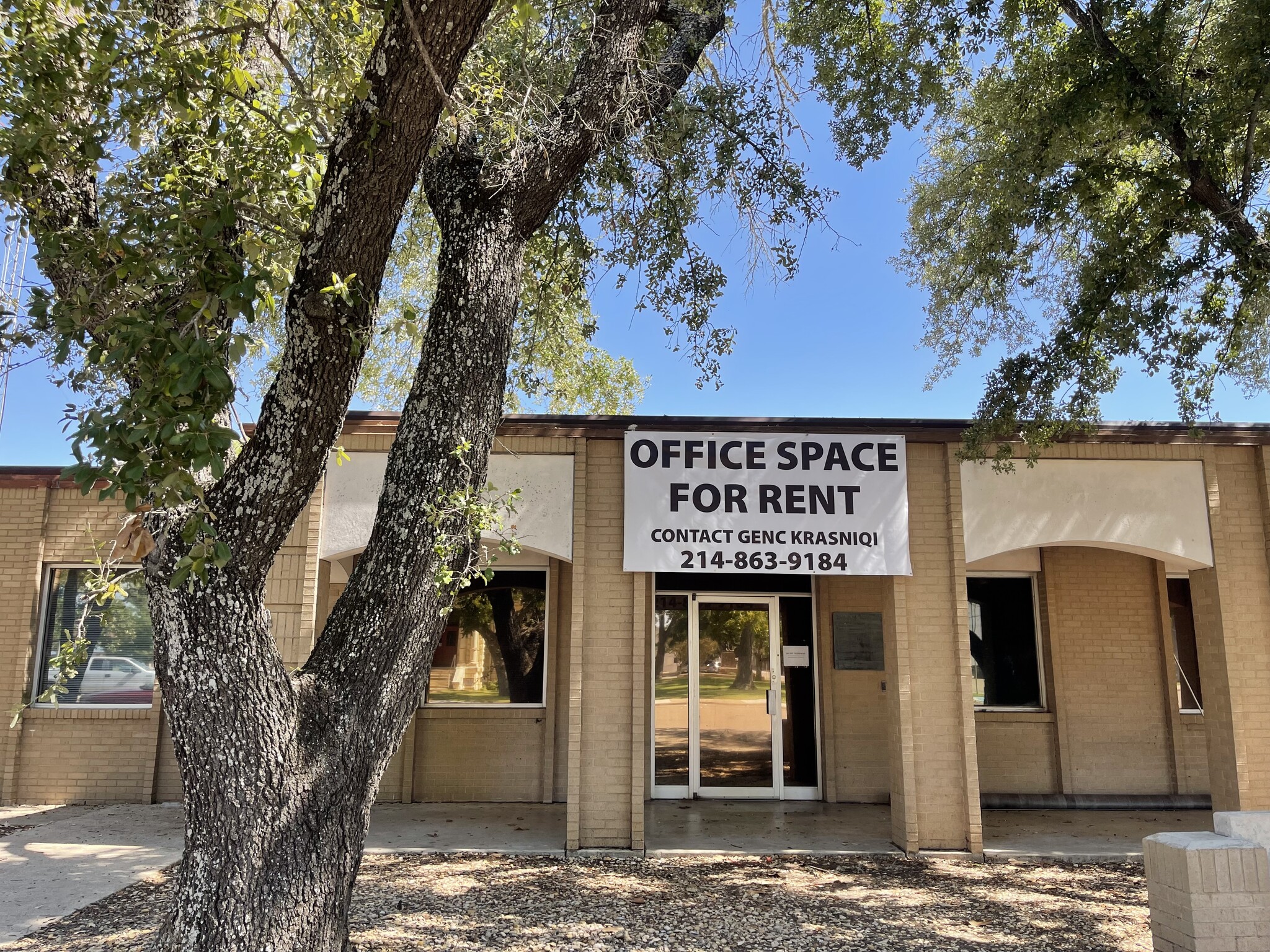 103 S Fannin Ave, Cameron, TX for lease Building Photo- Image 1 of 32