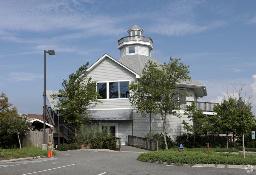 800 Laskin Rd, Virginia Beach, VA for sale - Primary Photo - Image 1 of 7