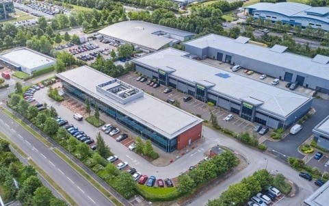 4 Windward Dr, Liverpool for sale - Building Photo - Image 3 of 5