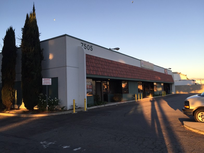 7505 Jurupa Ave, Riverside, CA for lease - Building Photo - Image 1 of 18