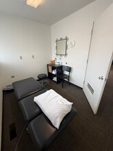 5410-5420 Barnes Ave NW, Seattle, WA for lease Interior Photo- Image 2 of 9