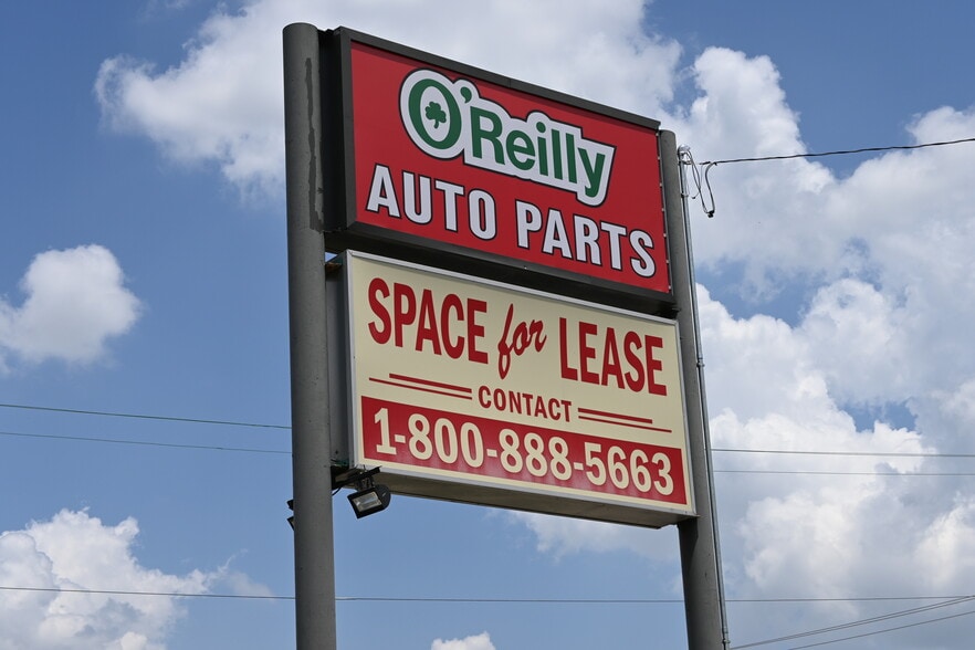 1927-1949 Needmore Rd, Dayton, OH for lease - Building Photo - Image 3 of 6