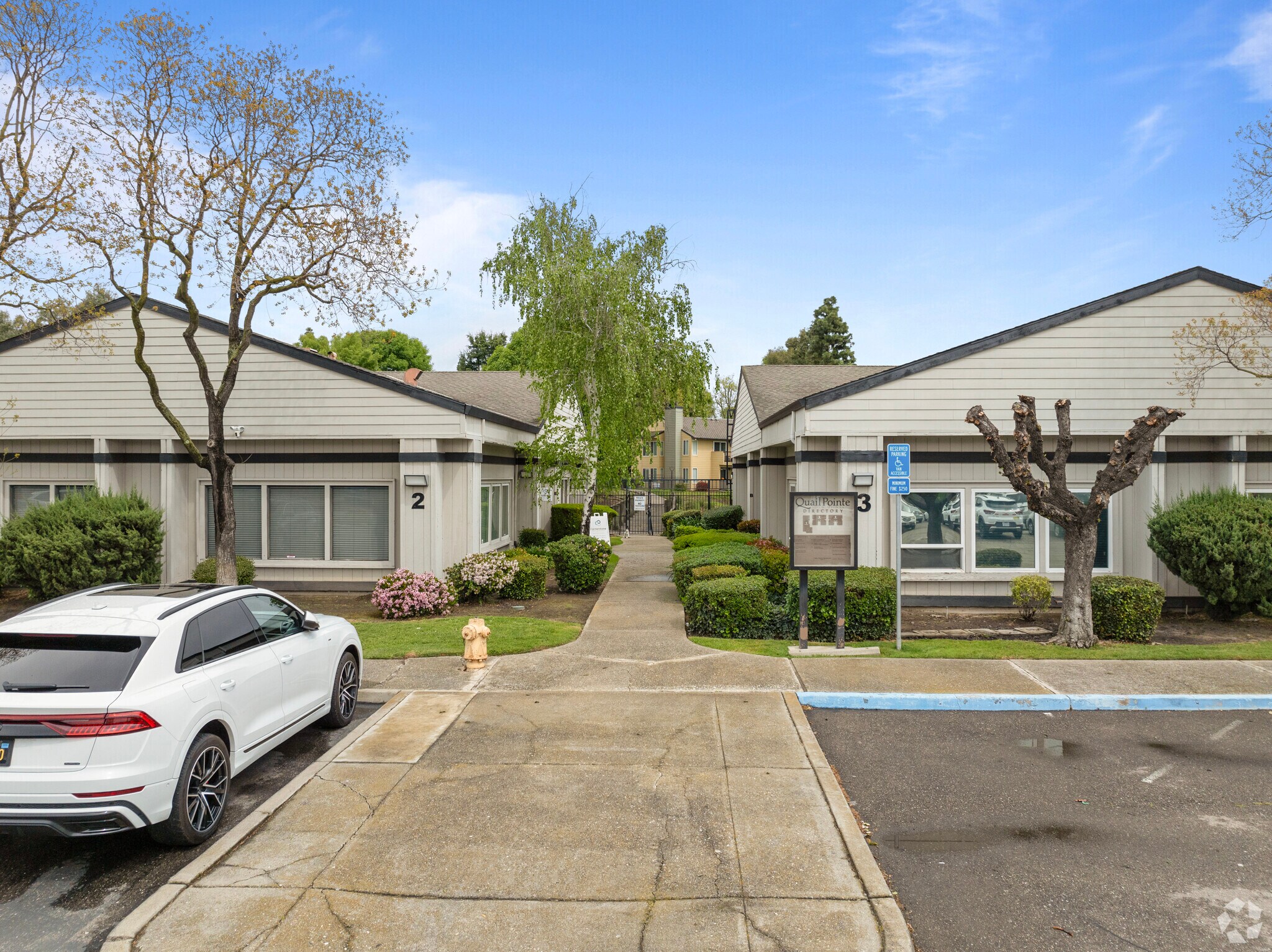 1305 Kings Way  