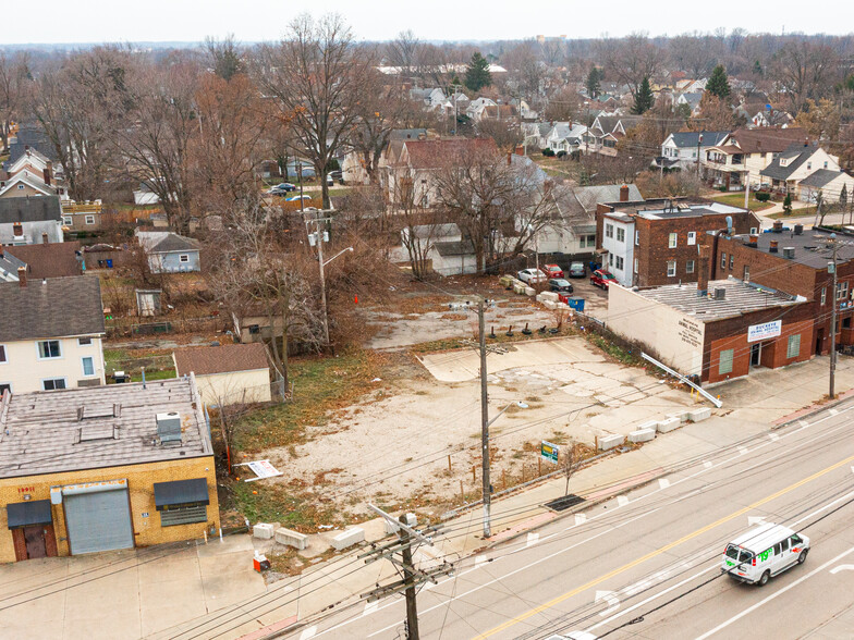 13931 Lorain Ave, Cleveland, OH for sale - Aerial - Image 3 of 12