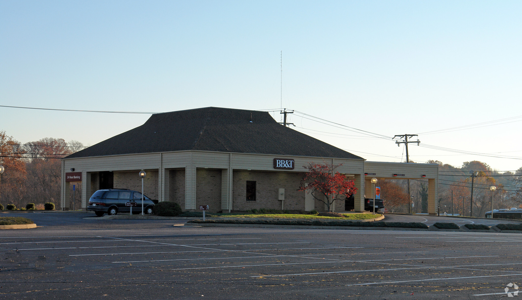 411 Chatam Heights Rd, Fredericksburg, VA for lease Building Photo- Image 1 of 3