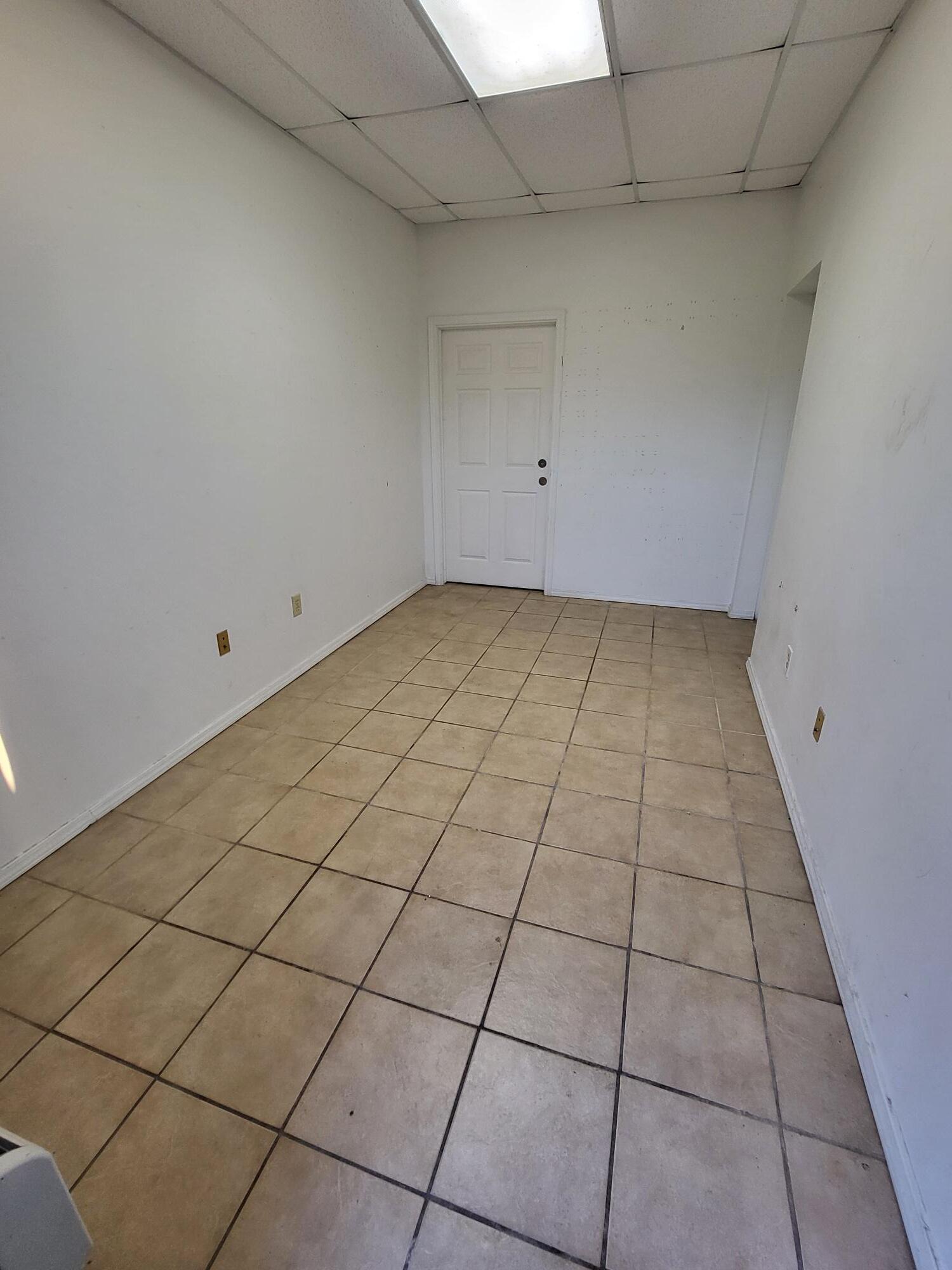 10617 Fuqua St, Houston, TX for lease Building Photo- Image 1 of 3