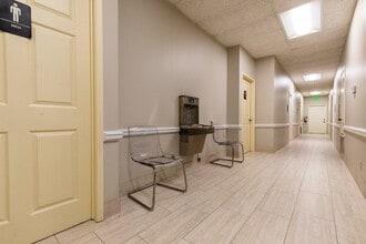 1823 Fort View Rd, Austin, TX for sale Interior Photo- Image 1 of 11