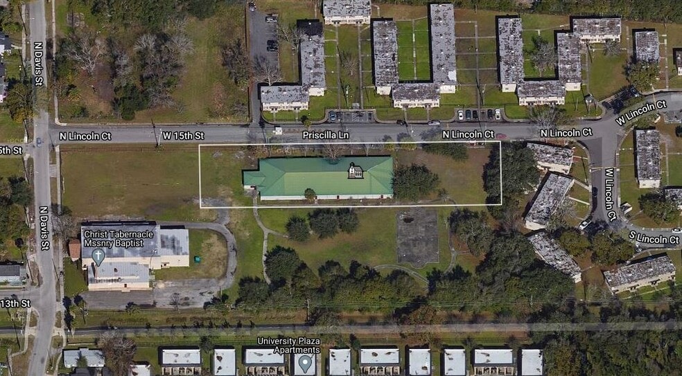 4.33 Acres with 24,000 sqft under roof portfolio of 2 properties for sale on LoopNet.com - Primary Photo - Image 2 of 3