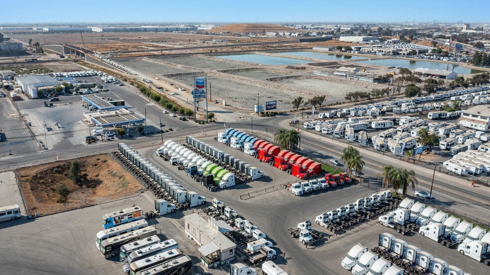 2510 Central Ave, Fresno, CA for lease - Building Photo - Image 2 of 7