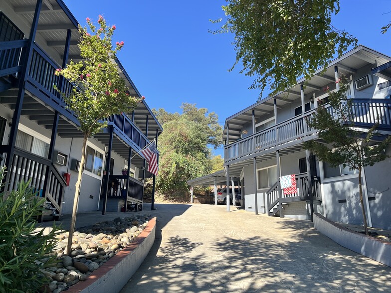 504 Angels Rd, San Andreas, CA for sale - Building Photo - Image 2 of 5