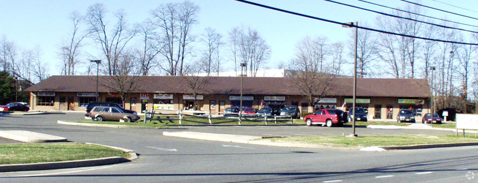 191-209 Scotch Rd, Ewing, NJ for lease - Primary Photo - Image 1 of 4