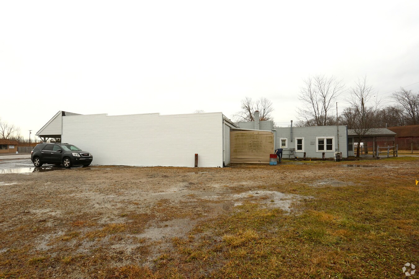 11983 Telegraph Rd, Carleton, MI 48117