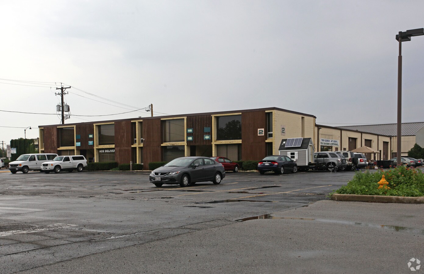 799 Roosevelt Rd, Glen Ellyn, IL 60137