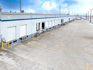 More details for 5810-5922 Business Park, San Antonio, TX - Industrial for Lease