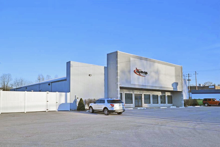 1604 N Illinois St, Swansea, IL for sale - Building Photo - Image 3 of 8