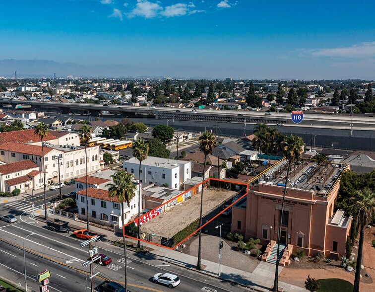 5710 S Figueroa St, Los Angeles, CA for sale - Primary Photo - Image 1 of 18