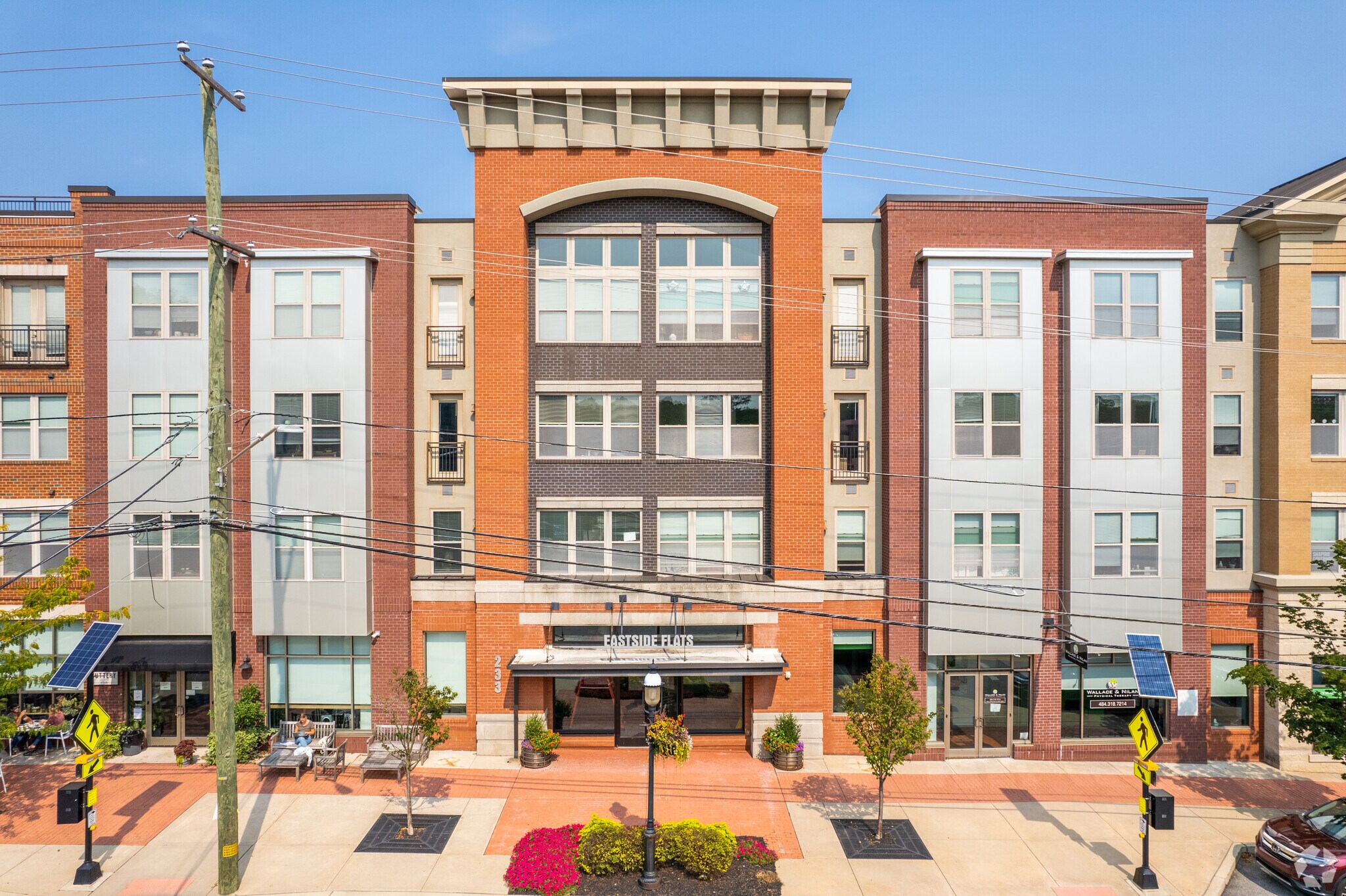 335 E King St, Malvern, PA 19355 Eastside Flats