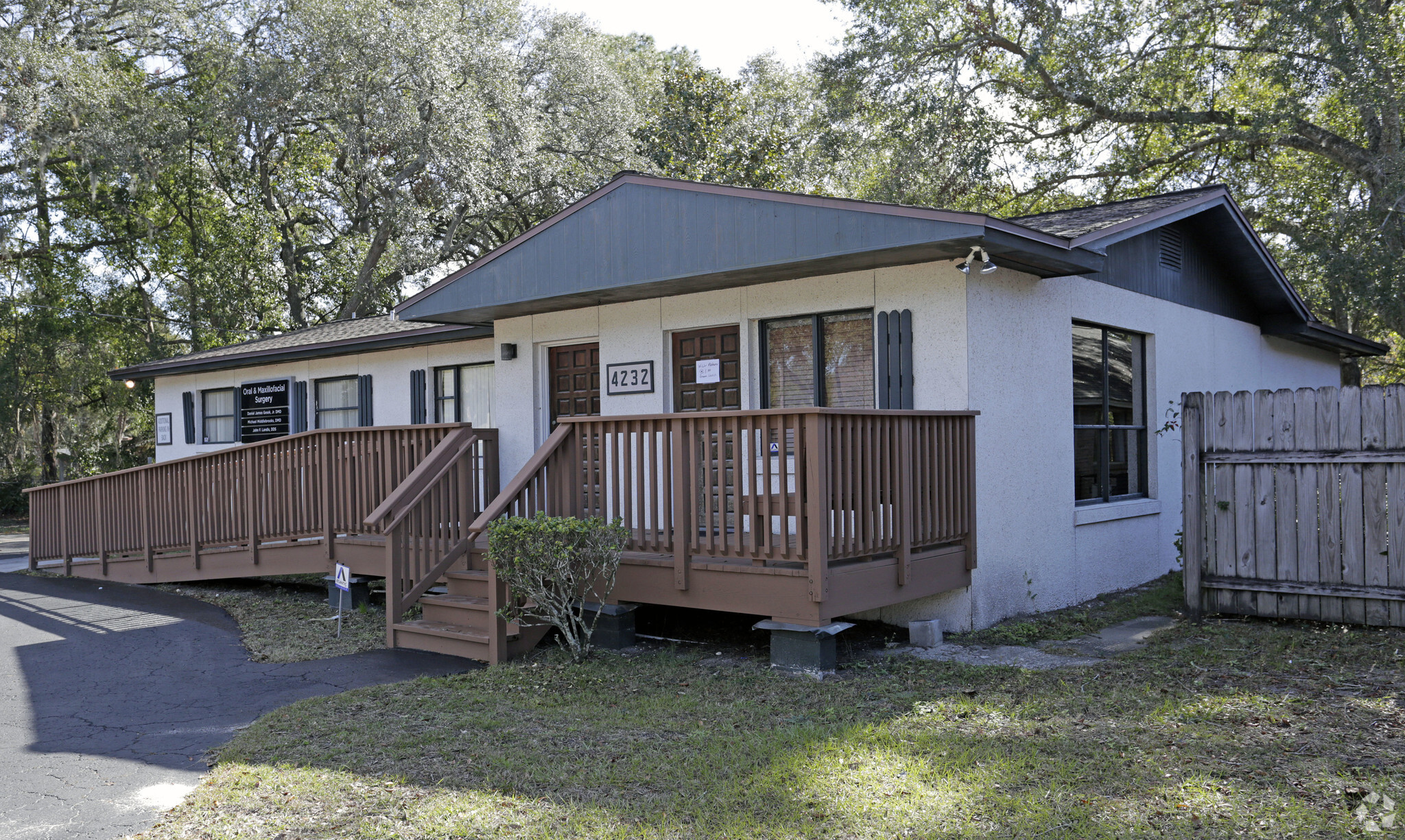 4232 Baymeadows Rd, Jacksonville, FL for lease Building Photo- Image 1 of 3