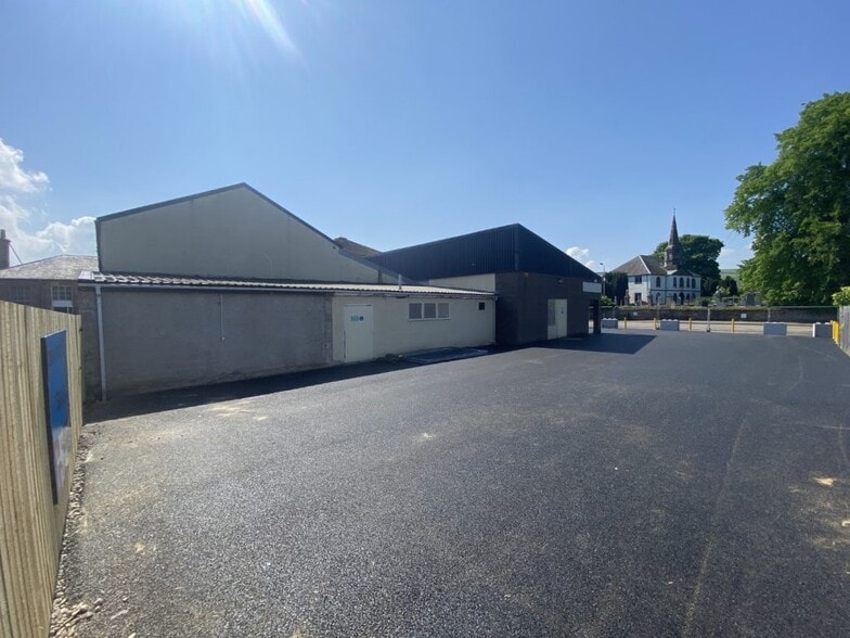 Tulloch St, Dingwall for sale - Building Photo - Image 3 of 4