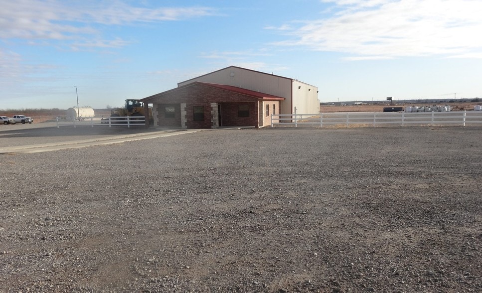 205659 E County Rd, Woodward, OK for sale - Building Photo - Image 1 of 56