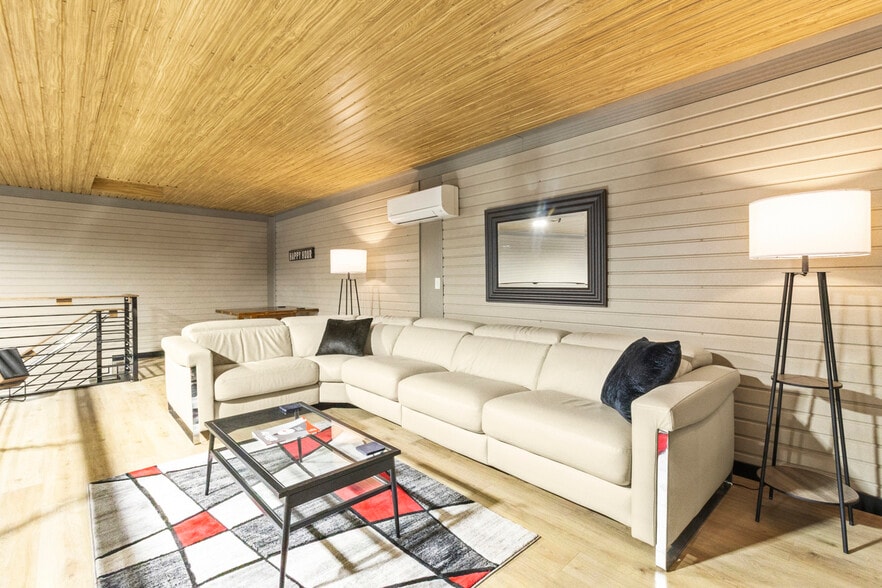 144 McCrary Rd, Mooresville, NC for sale - Building Photo - Image 3 of 7