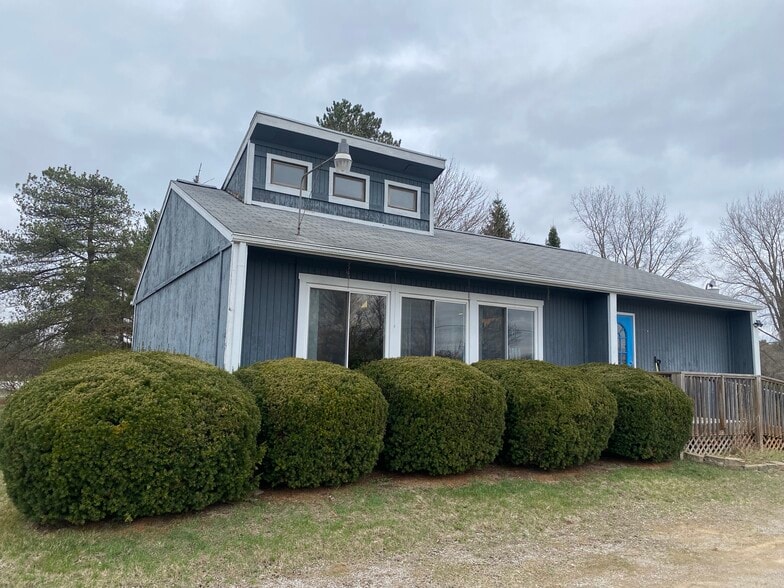 8009 N McKinley Rd, Flushing, MI for sale - Building Photo - Image 2 of 18