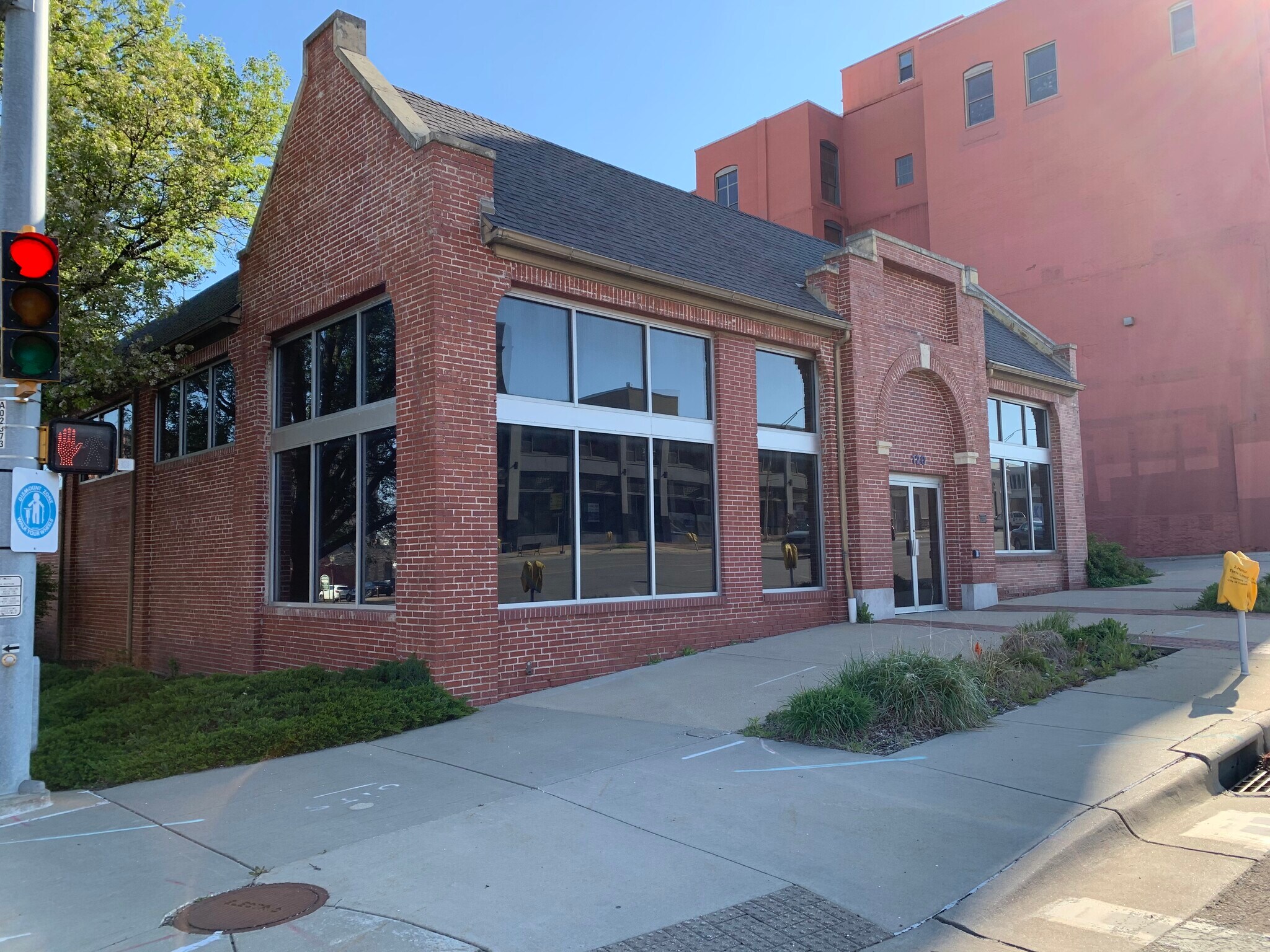 120 SW 6th Ave, Topeka, KS for sale Primary Photo- Image 1 of 1