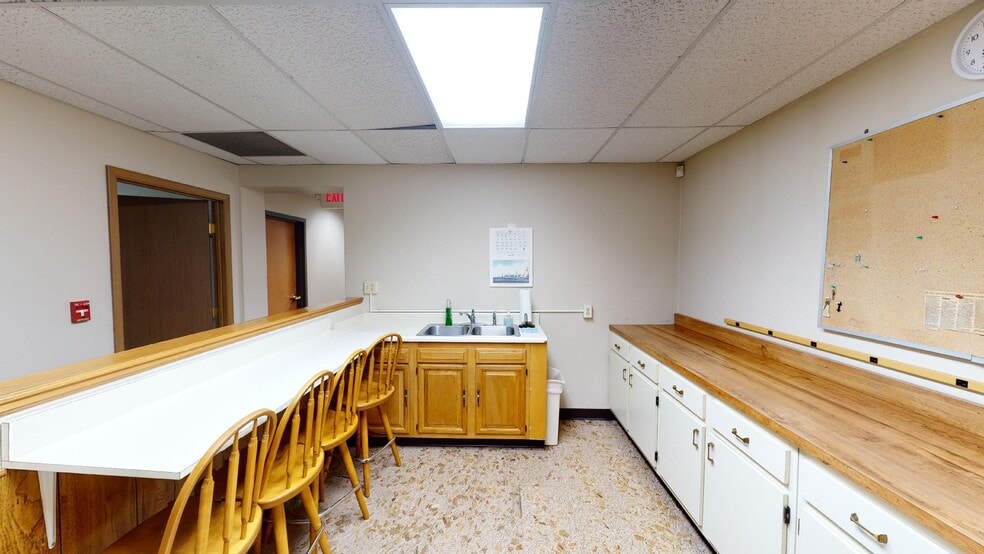 1 Insurance Way, Ona, WV for lease - Building Photo - Image 3 of 21