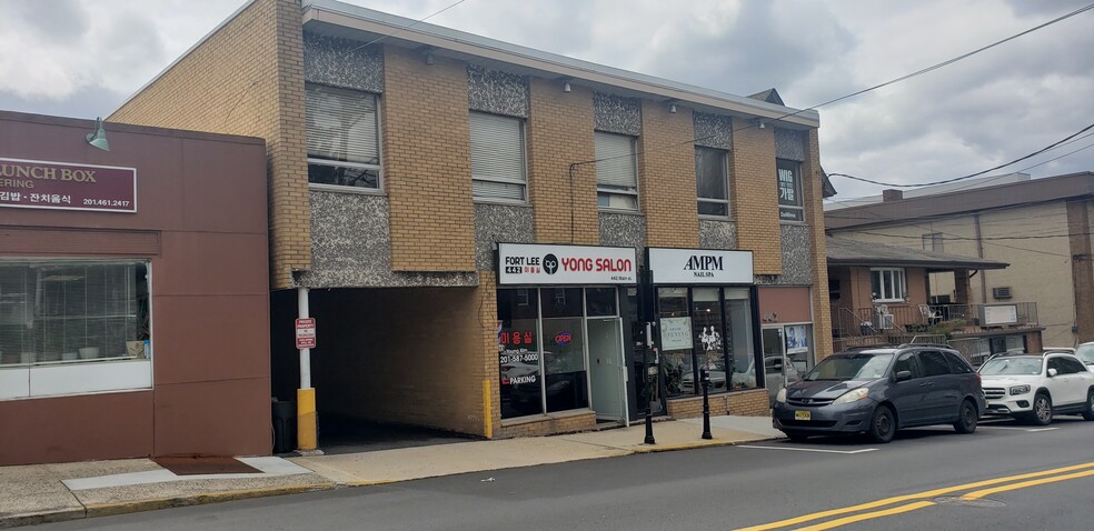 442 Main St, Fort Lee, NJ for sale - Building Photo - Image 1 of 7