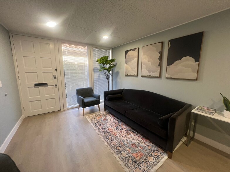 1475 S State College Blvd, Anaheim, CA for lease - Interior Photo - Image 2 of 12