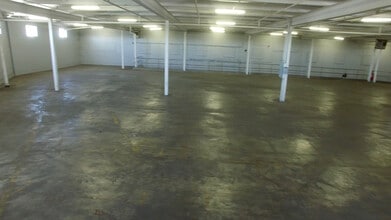 1100 Polk Ave, Nashville, TN for lease Building Photo- Image 2 of 2