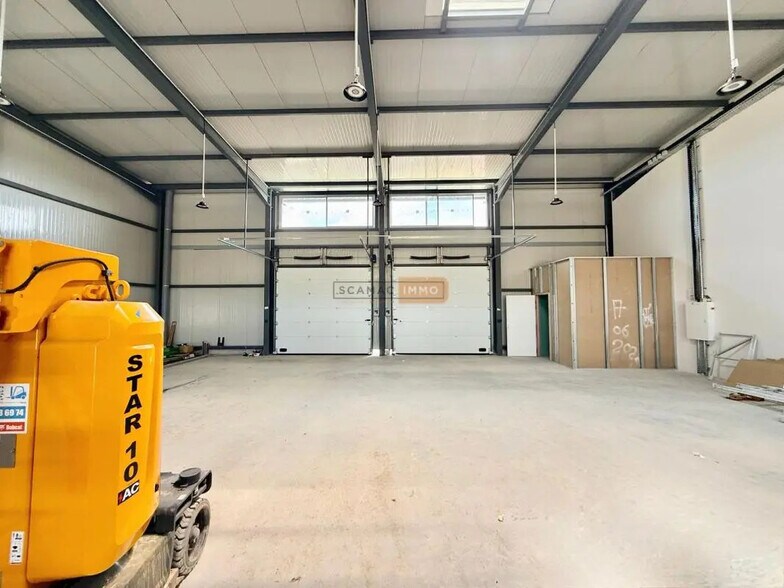 Industrial in Les Arcs for lease - Interior Photo - Image 3 of 9