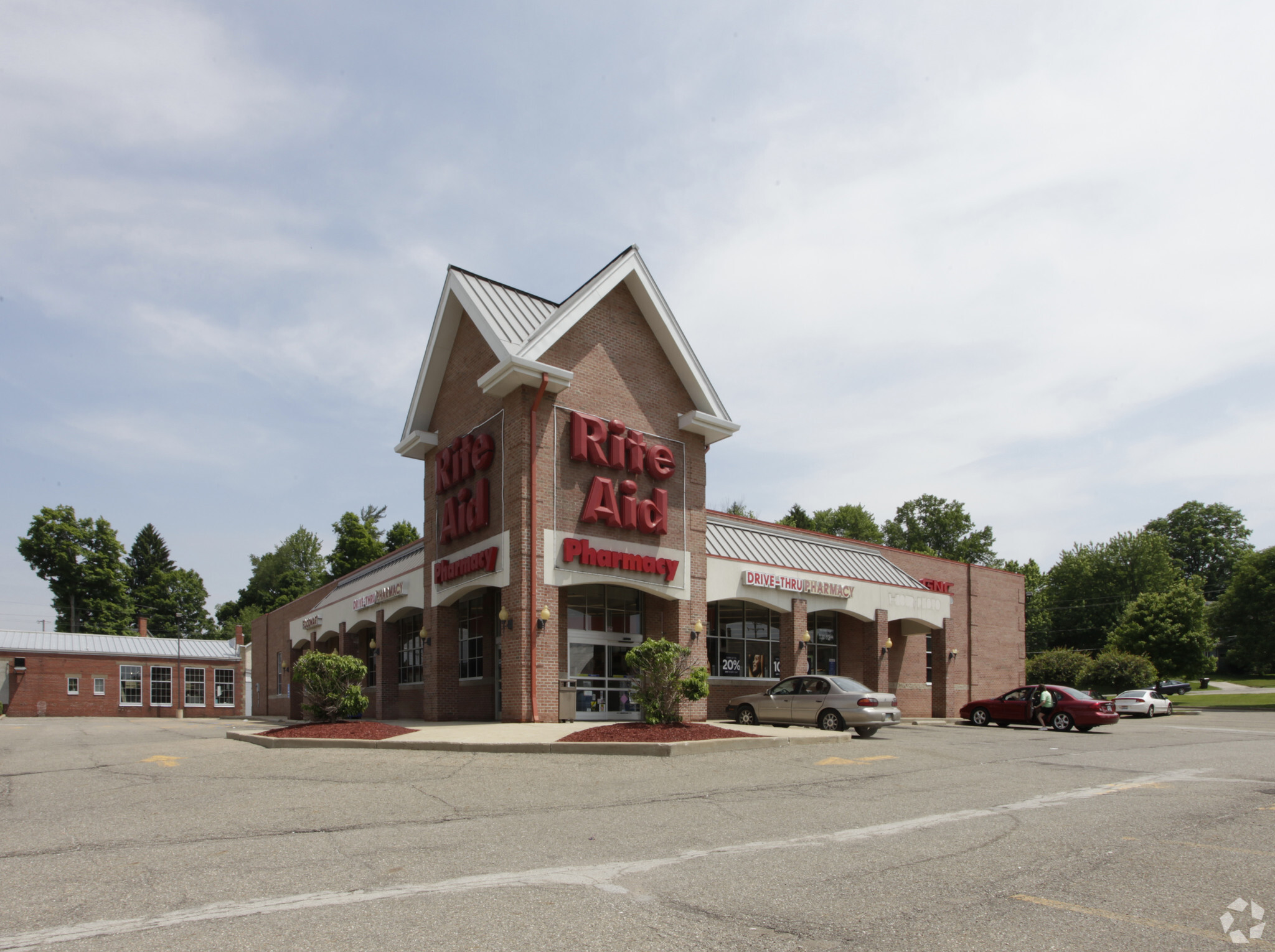 10764 North St, Garrettsville, OH for lease Primary Photo- Image 1 of 5