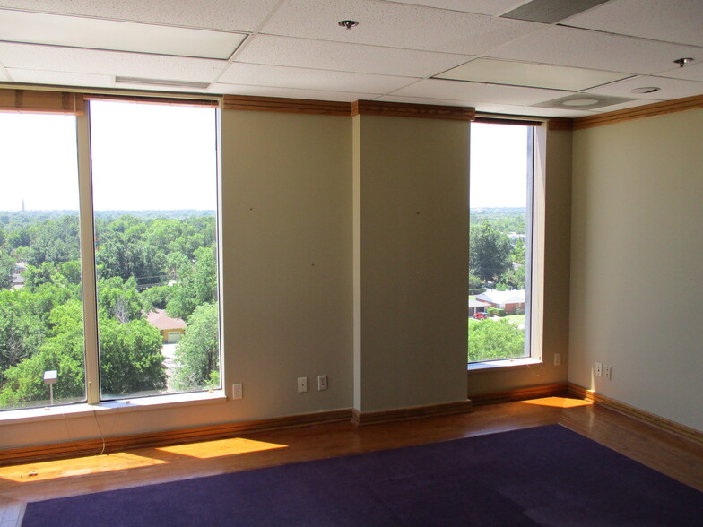 1900 NW Expressway, Oklahoma City, OK for lease - Interior Photo - Image 3 of 23