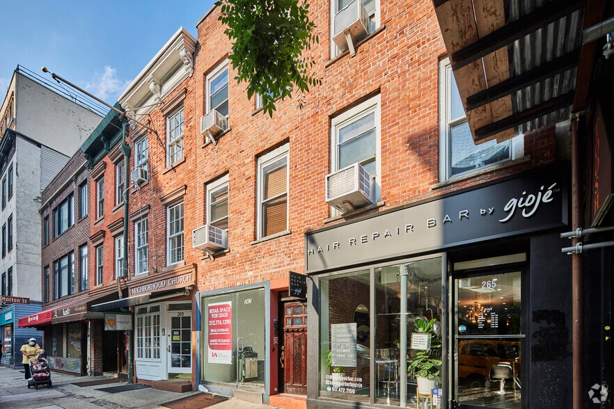 265-267 Bleecker St, New York, NY for lease - Building Photo - Image 2 of 2