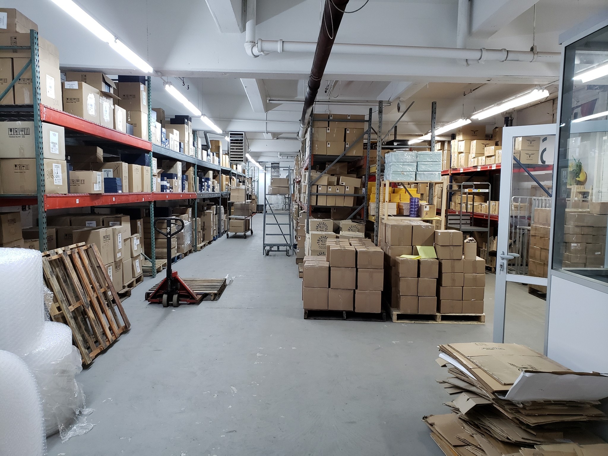 300 E Godfrey Ave, Philadelphia, PA 19120 The Bond