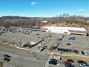 72 Newtown Rd, Danbury, CT for lease Building Photo- Image 1 of 1