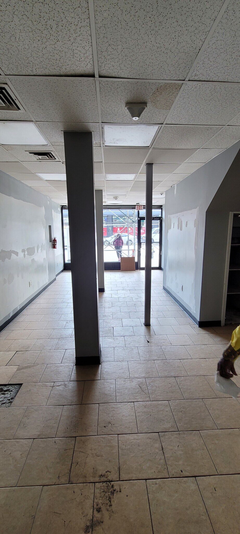 1271 Fulton St, Brooklyn, NY for sale Interior Photo- Image 1 of 1