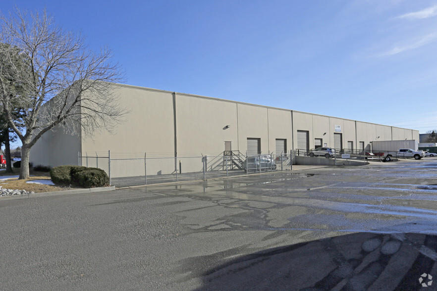 5401 Oswego St, Denver, CO for lease - Building Photo - Image 2 of 2