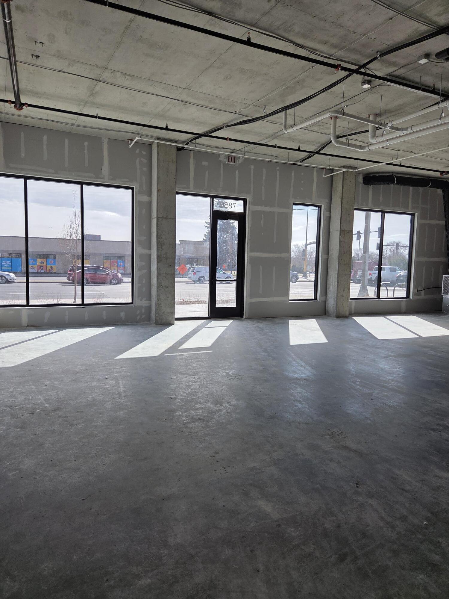 700 American Blvd W, Bloomington, MN for lease Interior Photo- Image 1 of 5