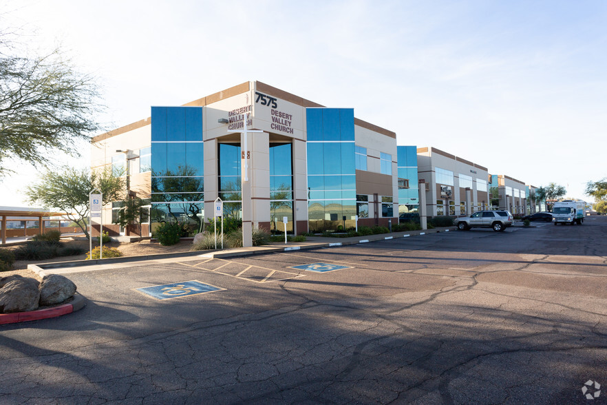 7575 E Redfield Rd, Scottsdale, AZ for lease - Primary Photo - Image 1 of 10