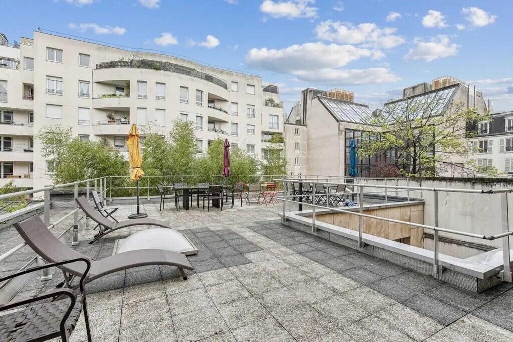 Vente Bureaux 111 m² à 670 m² - Photo 1