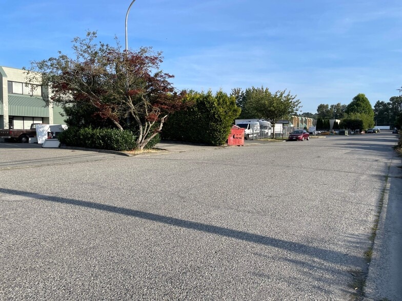 1711 Valmont Way, Richmond, BC for sale - Building Photo - Image 3 of 5