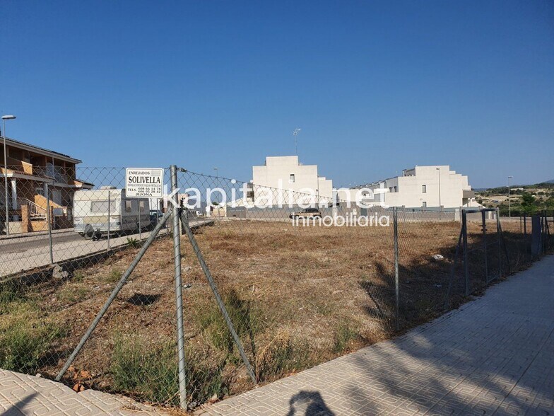 Land in València for sale - Building Photo - Image 2 of 6
