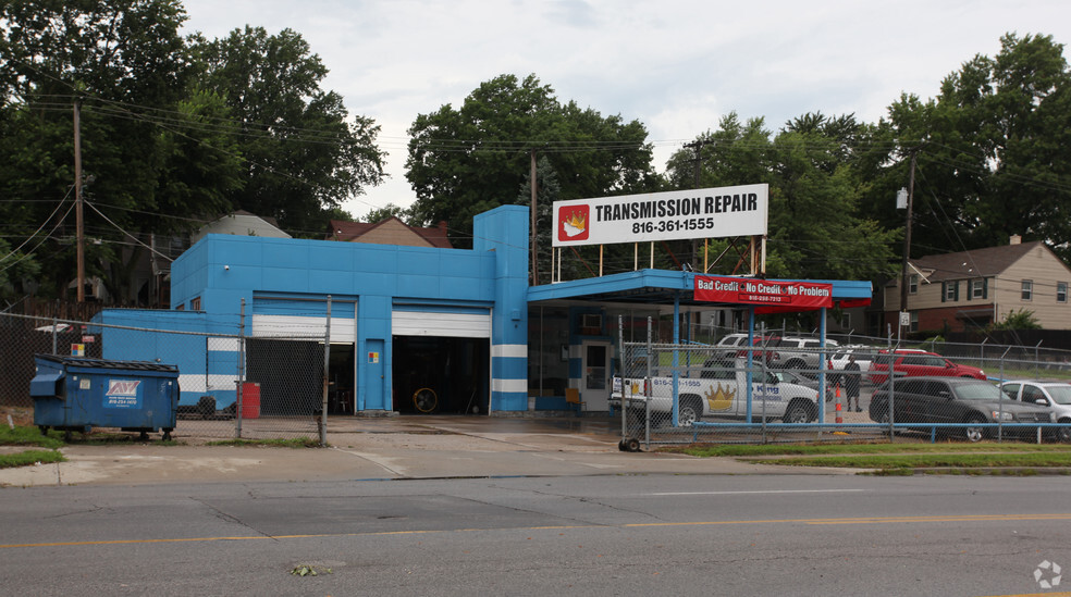 7300 Troost Ave, Kansas City, MO for sale - Primary Photo - Image 1 of 13