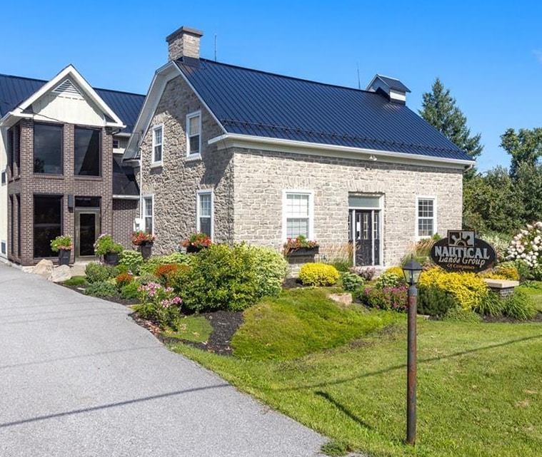 2962 Carp Rd, Ottawa, ON for sale Primary Photo- Image 1 of 1