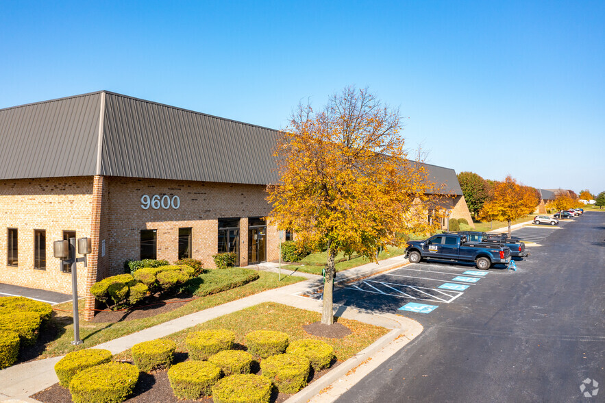 9600 Pulaski Park Dr, Middle River, MD for lease - Primary Photo - Image 1 of 7